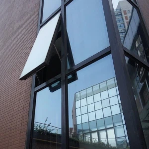 Vnější skleněná stěna