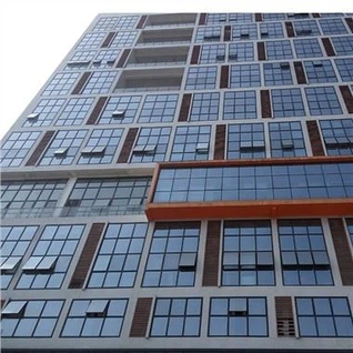 Strukturální opona zeď