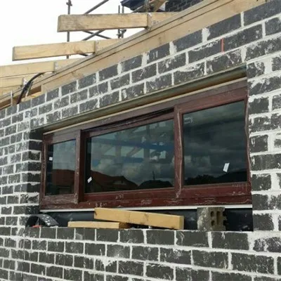 hliníkové okno do koupelny